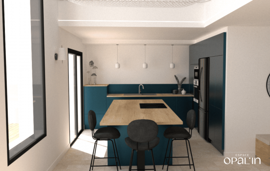Conception d'une cuisine bleu nuit sur mesure à Trélazé réalisée par l'architecte d'intérieur Morgane Papot